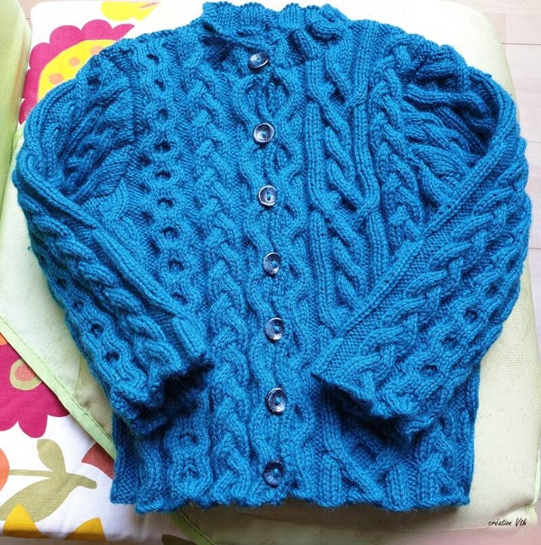 Gilet garçons type "torsades boutonnières"