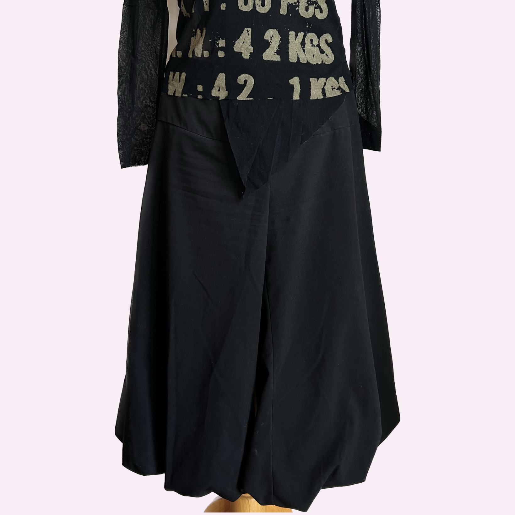Cropped trousers