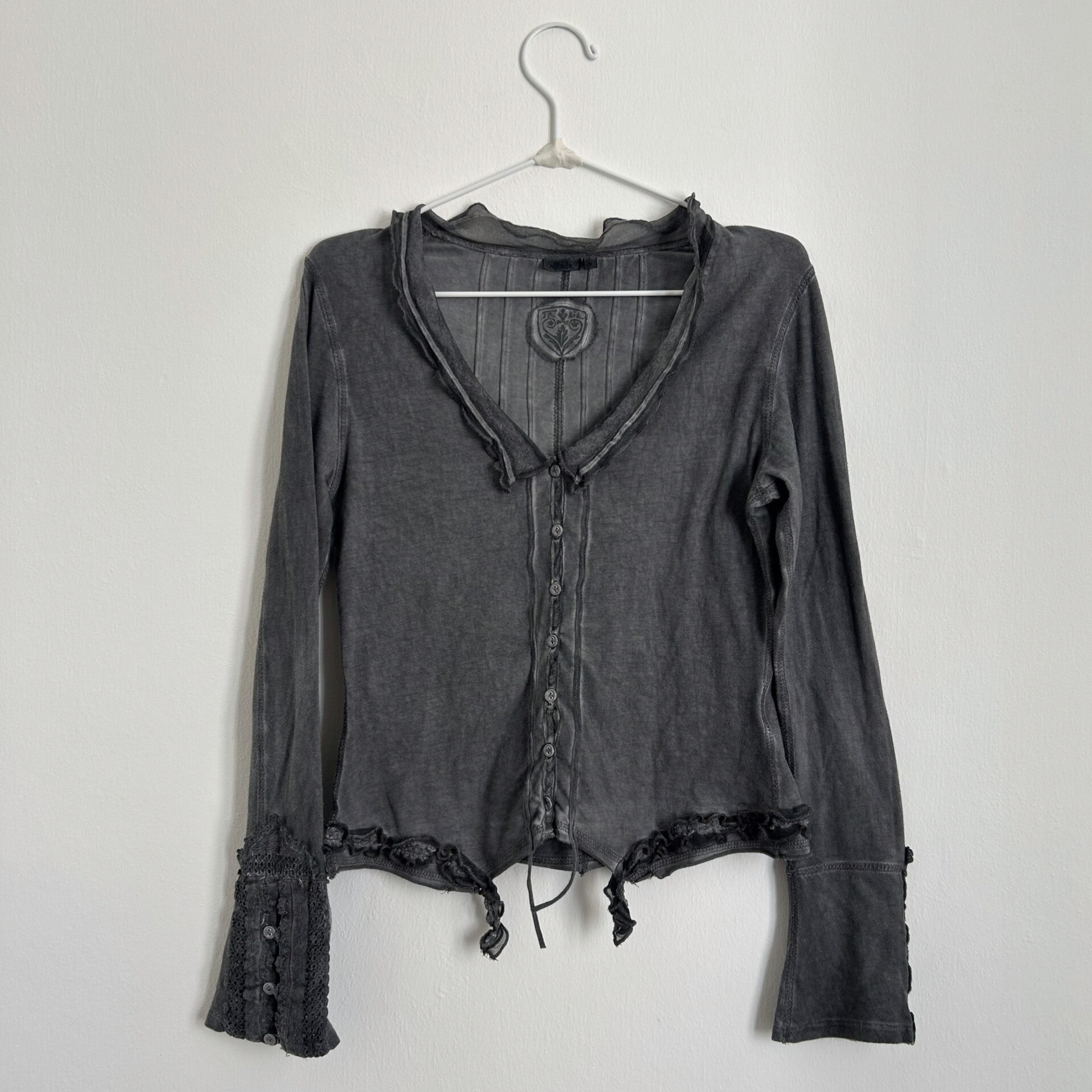 NILE long-sleeved t-shirt