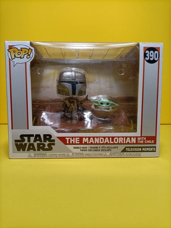 Movies Funko Pop Moments 390 The Mandalorian with The Child - Star Wars The Mandalorian