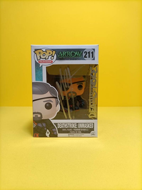 Television Funko Pop 211 Deathstroke: Unmaksed (Signed by Manu Bennett) - DC Comics Arrow