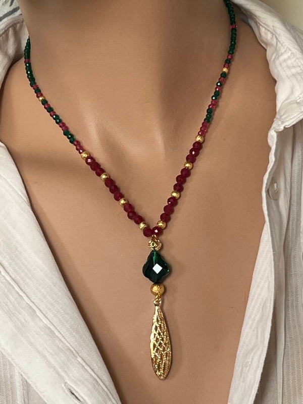 Set van rood en groen kristalglas