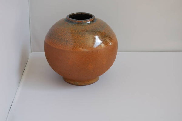 Moon-jar 4