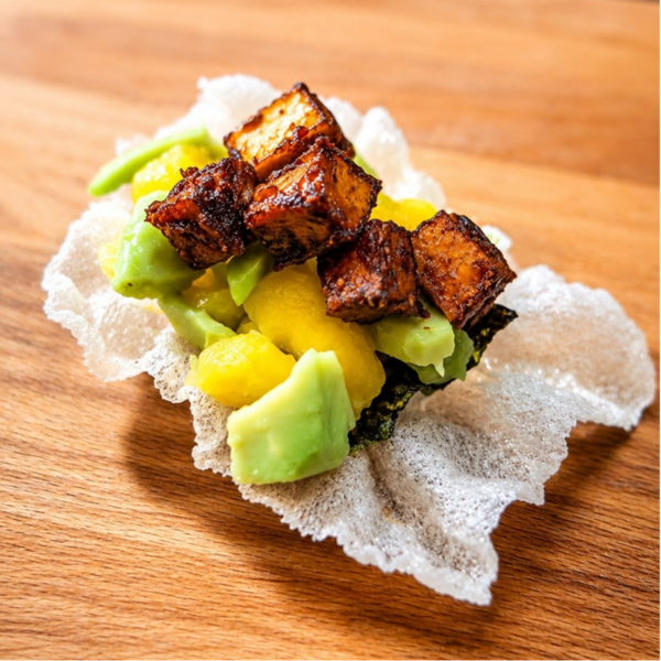 Papier ryżowy mango, awokado, tofu 12 sztuk