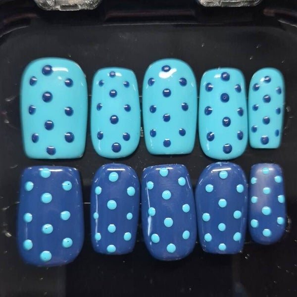 Dotting Blues