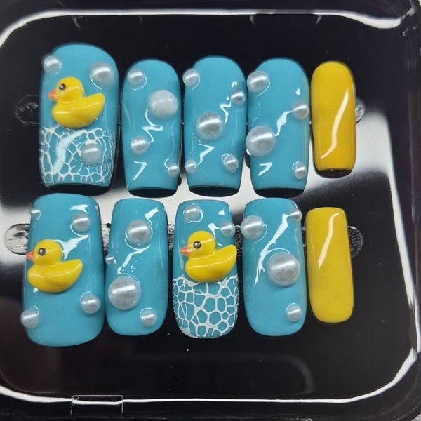Dancing Ducks