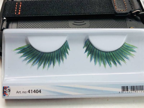 groen gemeleerde wimpers