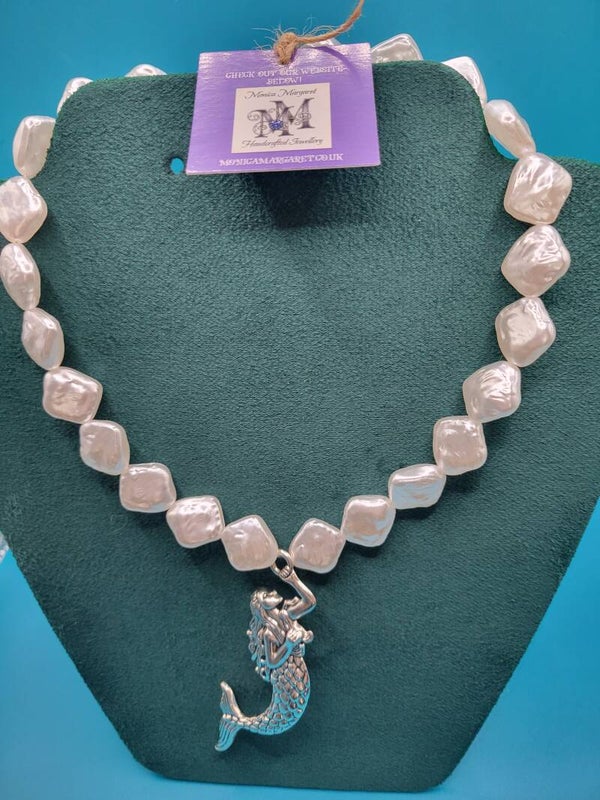 Baroque   pearl mermaid choker