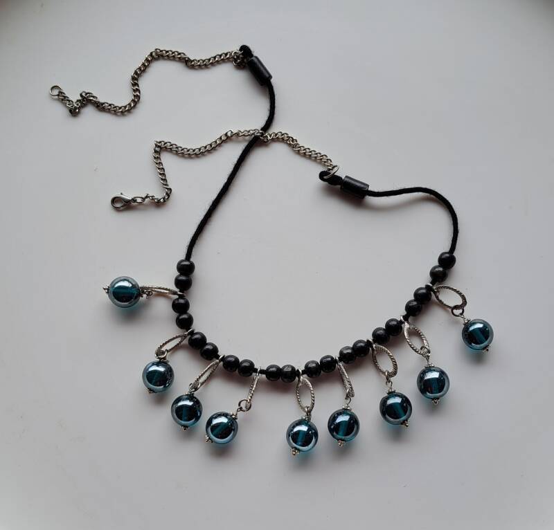 van twee kettingen één nieuwe maken