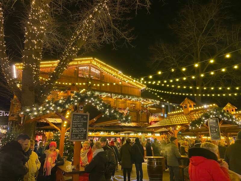 Weihnachtsmarkt Leer, Bedandbreakfast Lutje Borg Westoverledingen Ostfriesland