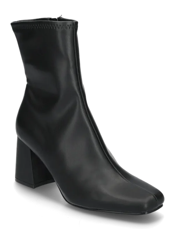 Steve Madden hoist black