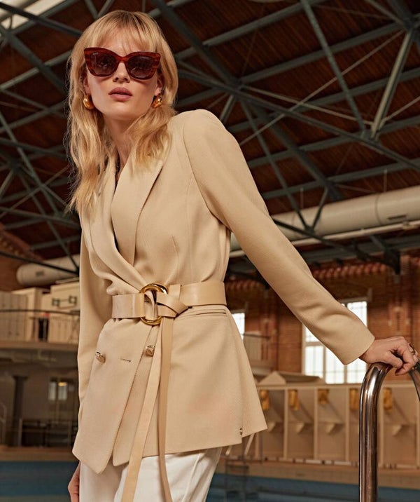 JV Milly Blazer Soft Beige