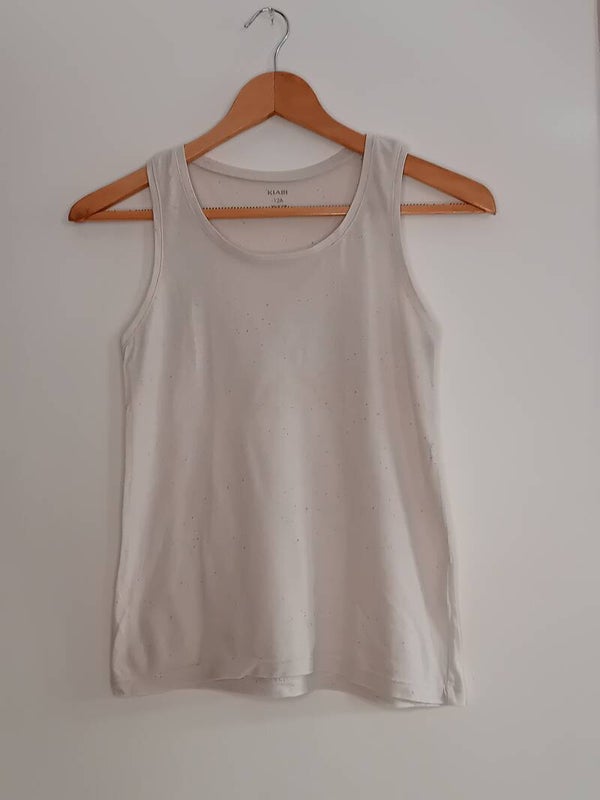 Débardeur blanc cassé avec petits traits