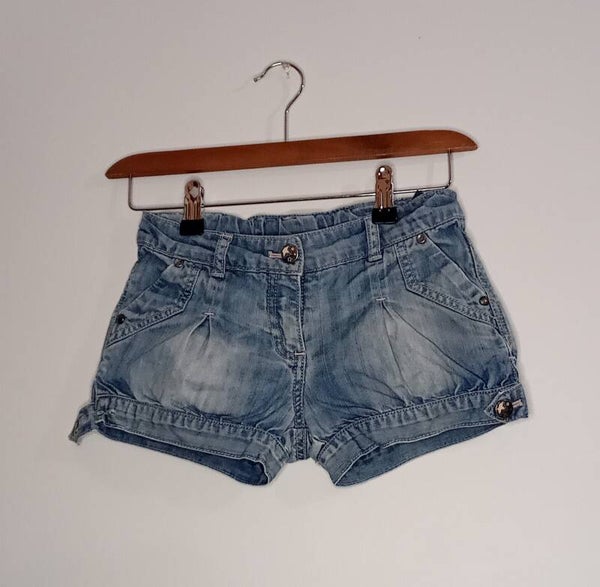 Short jeans