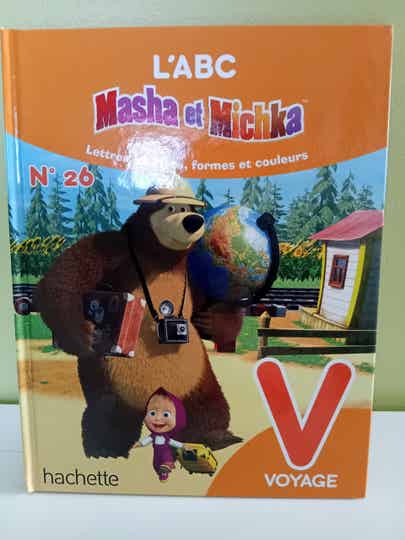 Livre "L'abc Masha et Michka"