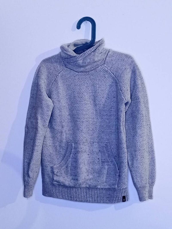 Pull gris