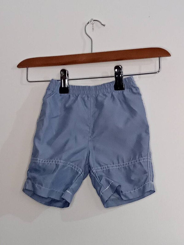 Short bleu