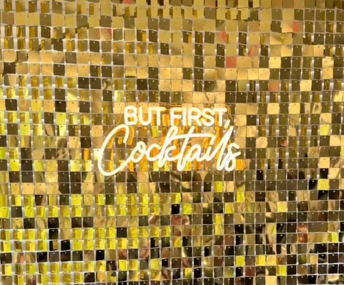 Old Gold shimmer wall