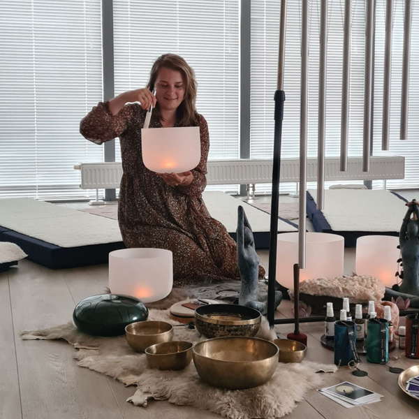 Rust & Resonantie - Restorative yoga & soundhealing (22 februari)