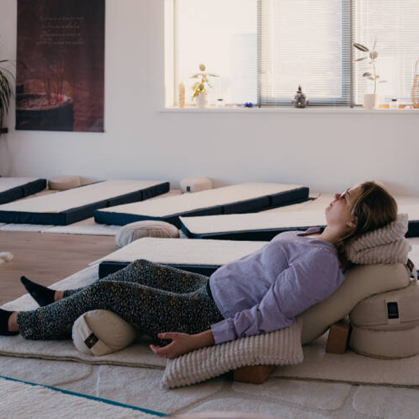 Rust & Resonantie - Restorative yoga & soundhealing (23 augustus)