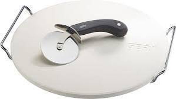 Gefu Pierre à pizza céramique 33cm - Pizzastein mit Schneider