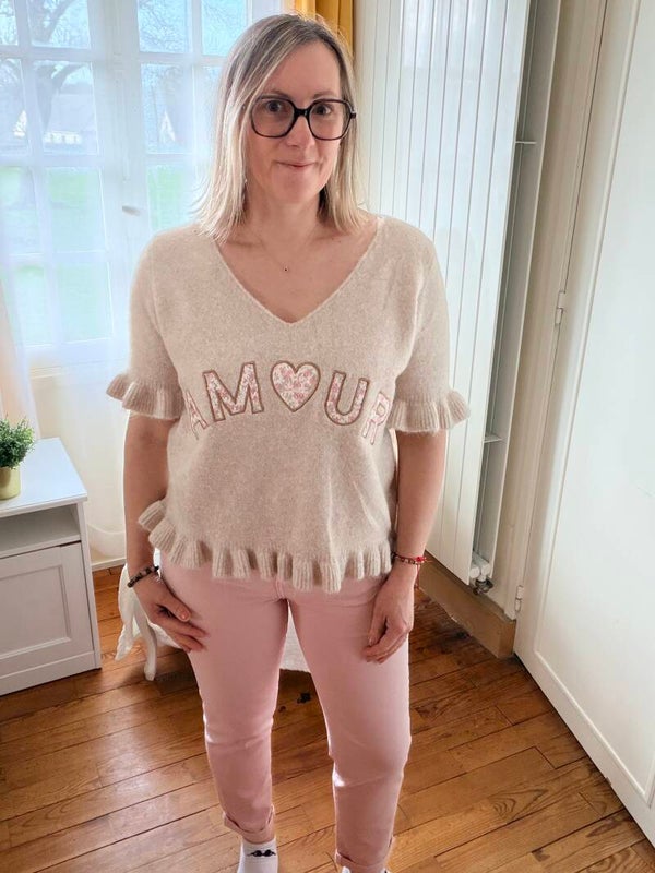 Pull AMOUR fleuri taupe