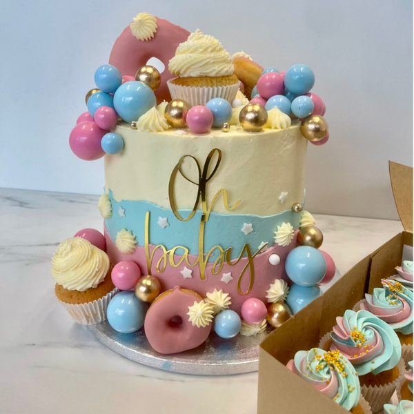 Gender reveal taart