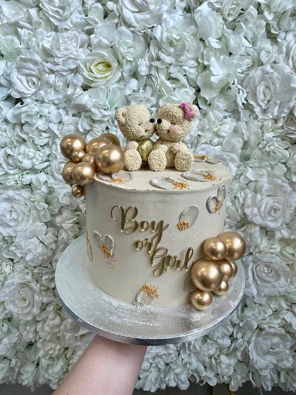 Gender reveal taart