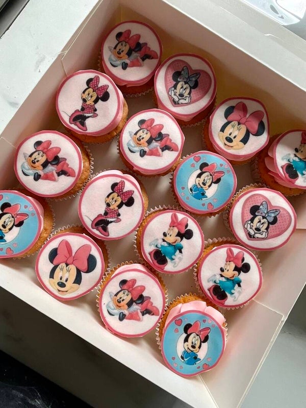 Mini mouse cupcakes
