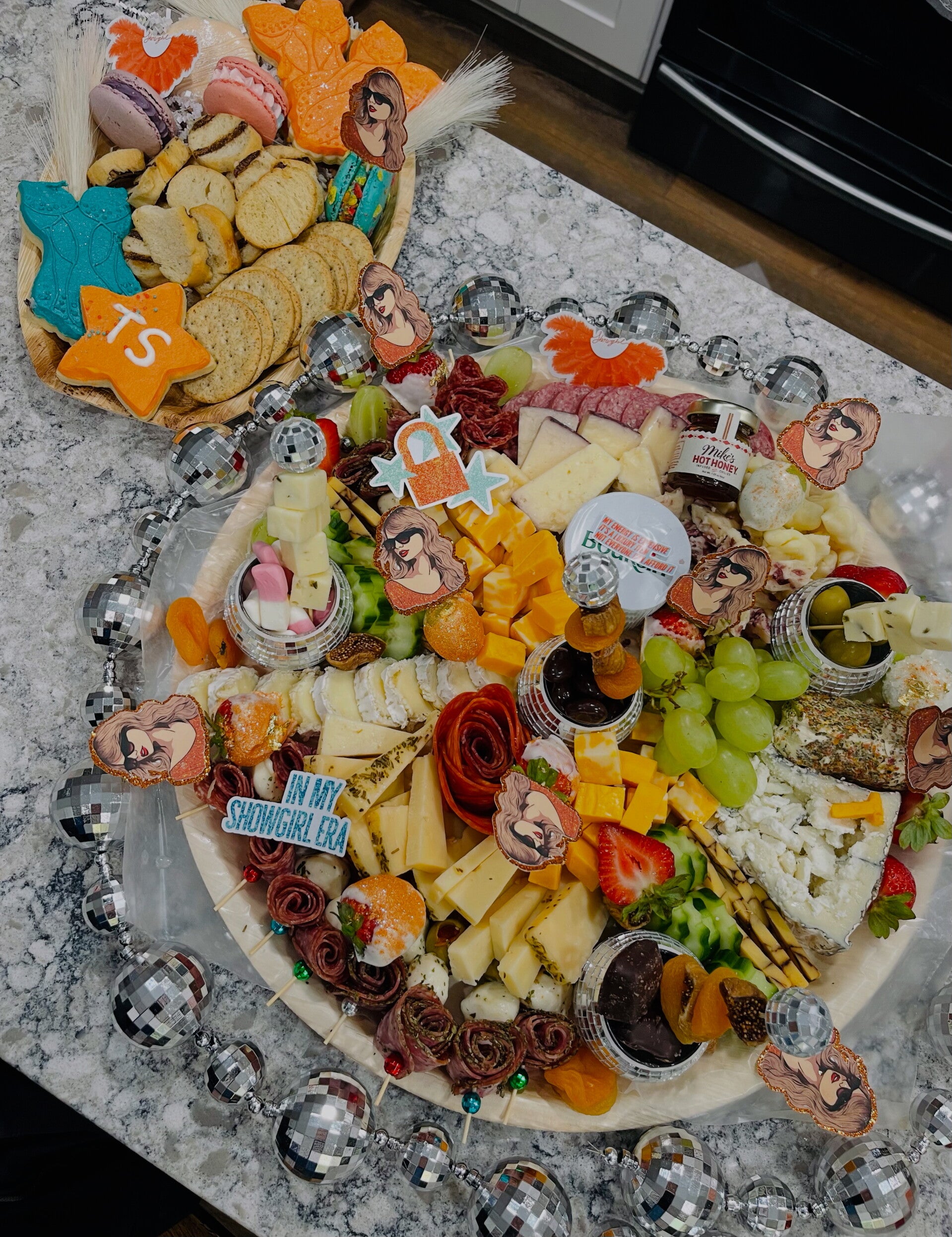 Mack Daddy (X-Large Charcuterie Tray)