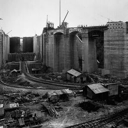 constructioncanalpanama-1.jpg