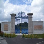 240px-porte-arsenal-cherbourg.jpg