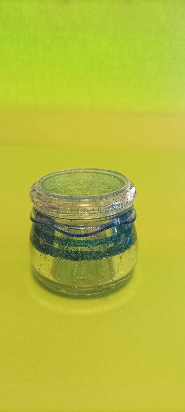 Dose mit Schraub - verschluss (Box with screw cap)