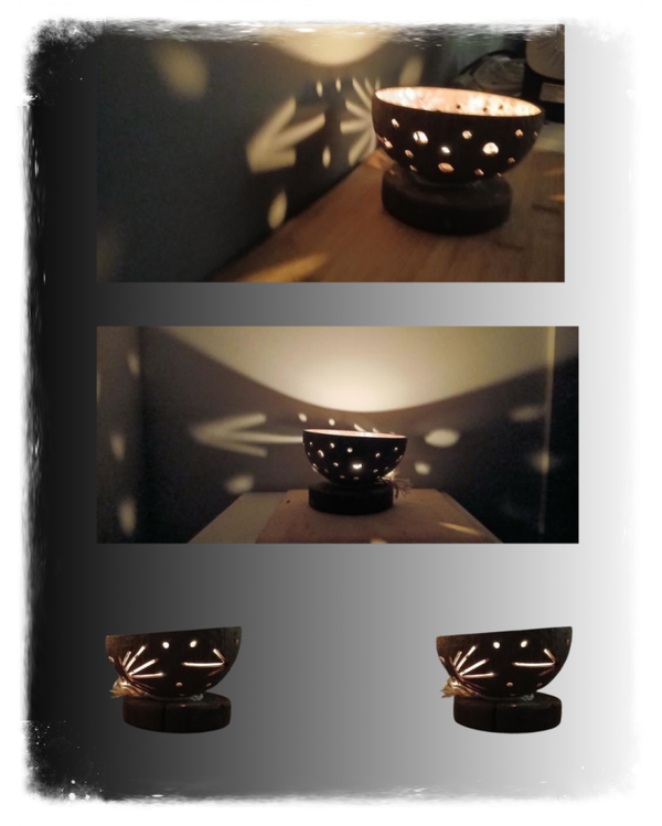 Coco doble función con base y cuerda para colgar.