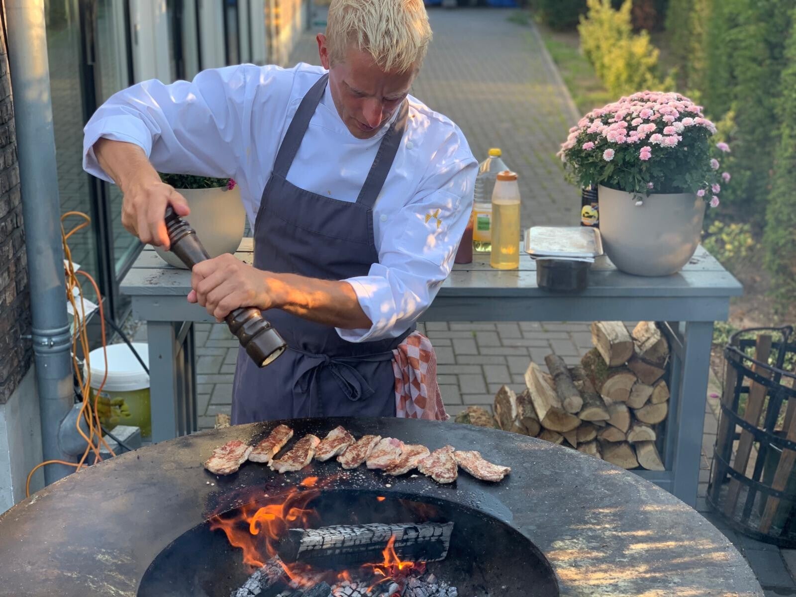 Privéchef Efraim van Eef's Table live aan het koken tijdens private dining