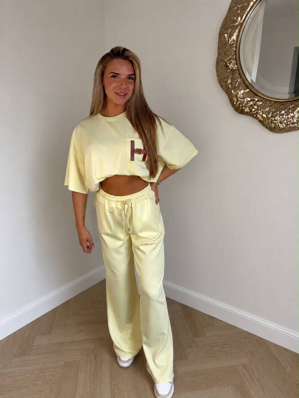 Comfy H set 💛