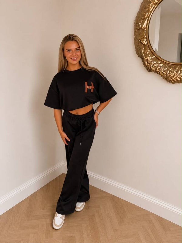 Comfy H set 🖤