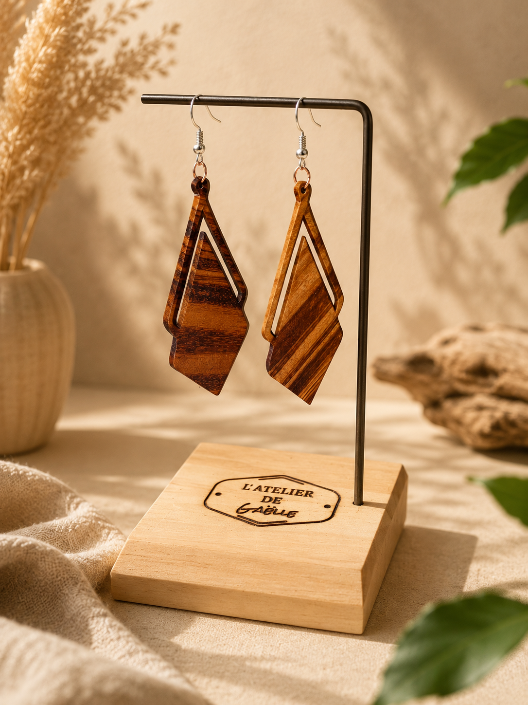 NIOBE ✨ Boucles d’oreilles artisanales en bois de Gonçalo Alves ✨