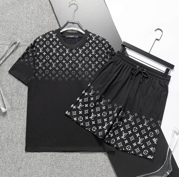 Louis Vuitton T-Shirt Suit