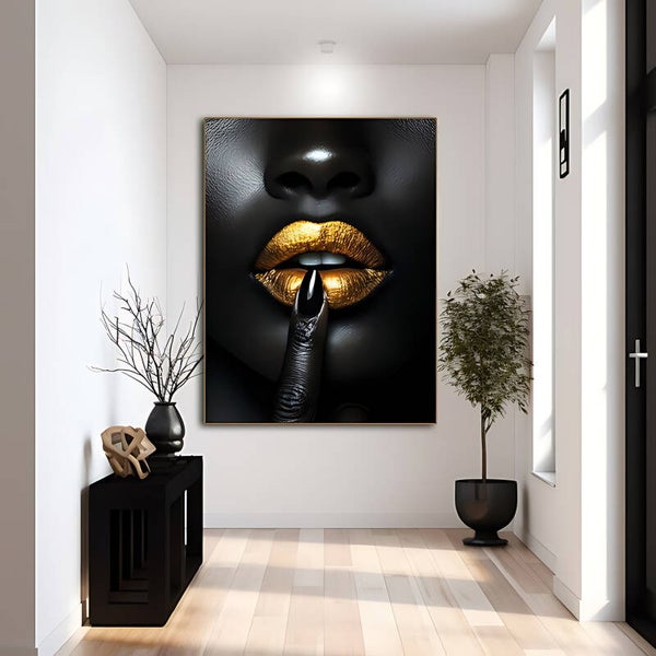 Gold Lips Face 1024