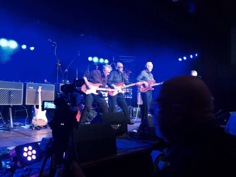 GASTOPTREDEN BIJ THE RED STRATS 2015