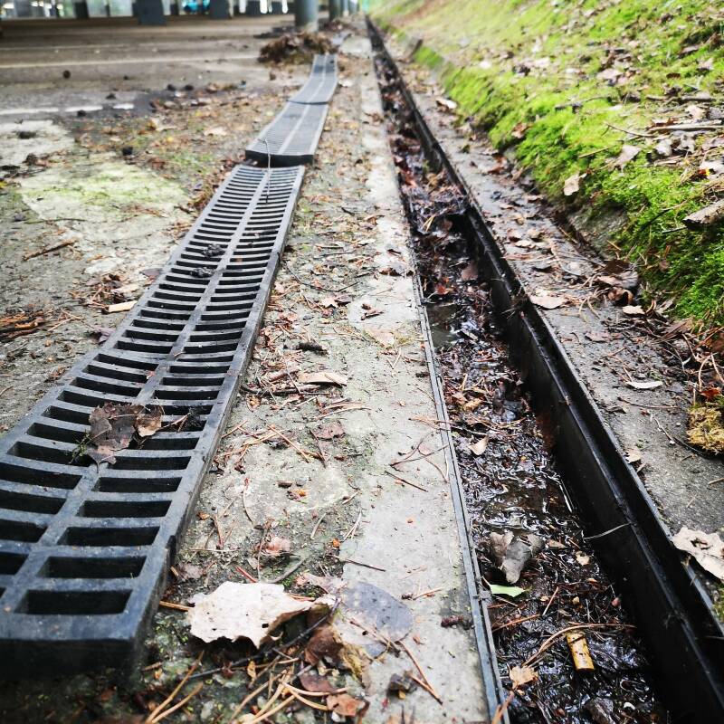 Overfilled drain gutters