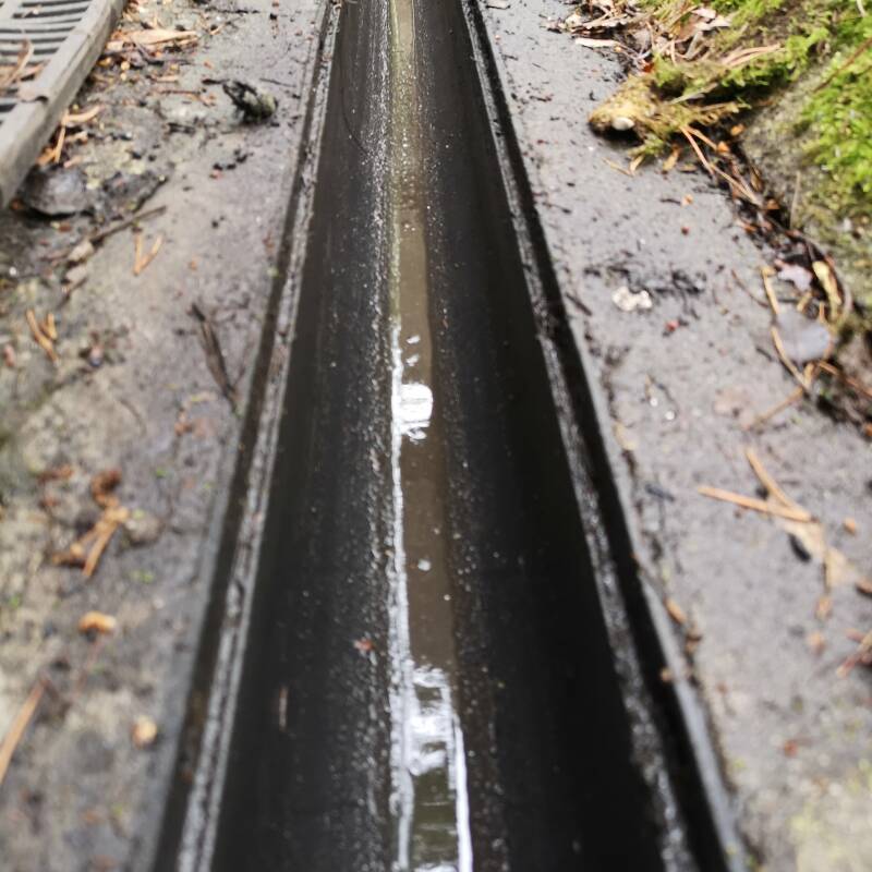 Cleaned drain gutter