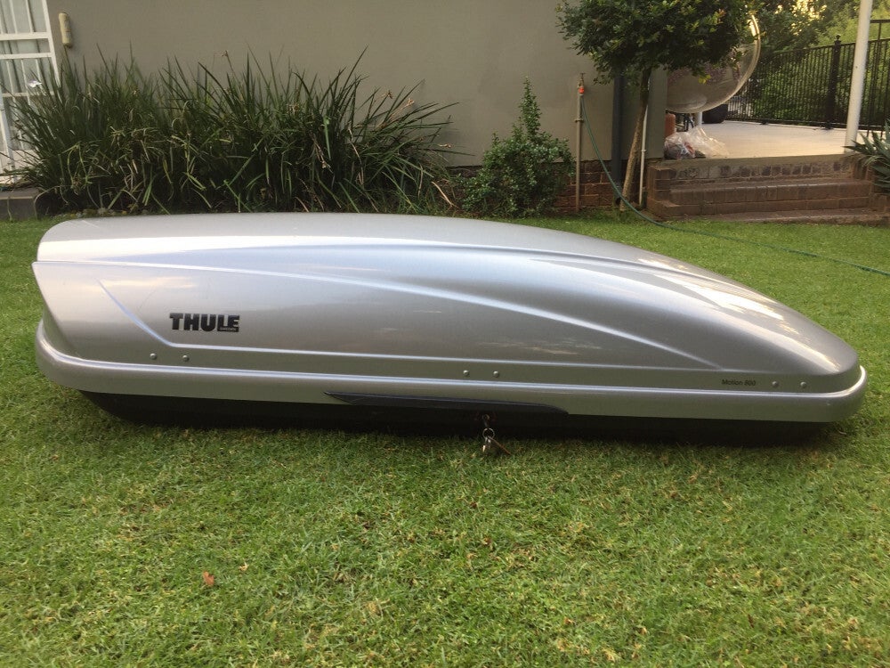 THULE Dakkoffer Motion 800 (Silver Glossy)