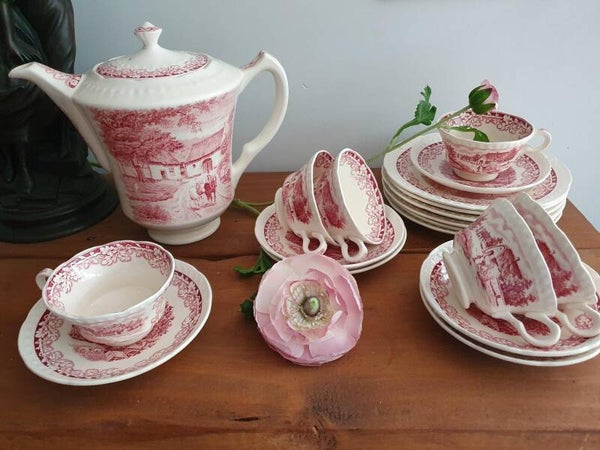 Ontbijtservies/ koffieservies Boerenhoeve rood - Société Céramique Maastricht