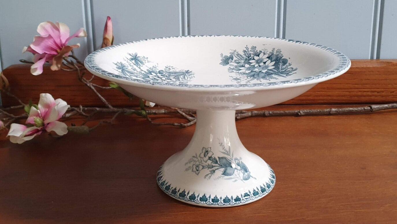 Schaal op voet/ Tazza - Société Céramique Maastricht - Decor Cilla