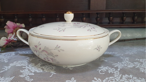 Soepterrine - Petrus Regout - Decor Grijze bladeren met rose accenten