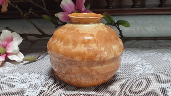 Bol vaasje met ronde kraag - N.V. De Sphinx - Wim Visser