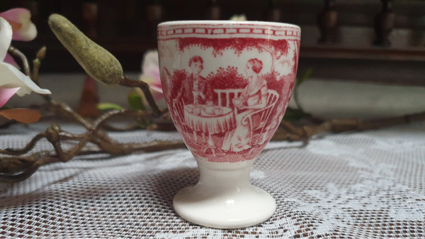 Eierdop decor Tea Drinker rood - Société Céramique Maastricht
