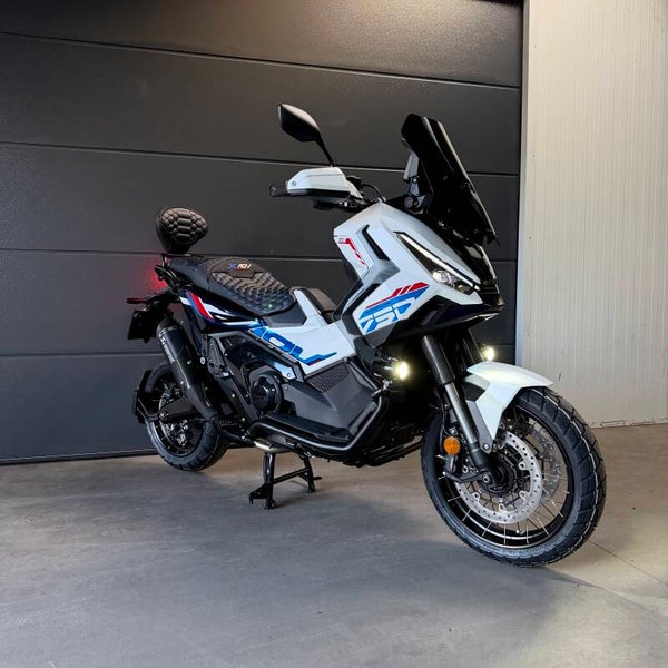 Honda X-ADV 750 Special Edition 2026 custom
